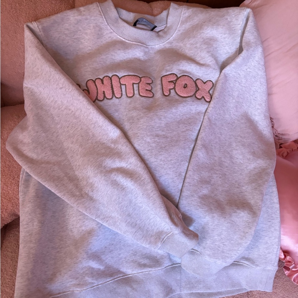 White Fox boutique sweatshirt